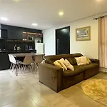 Casa Moderna E Confortavel Em Foz Do Iguacu!